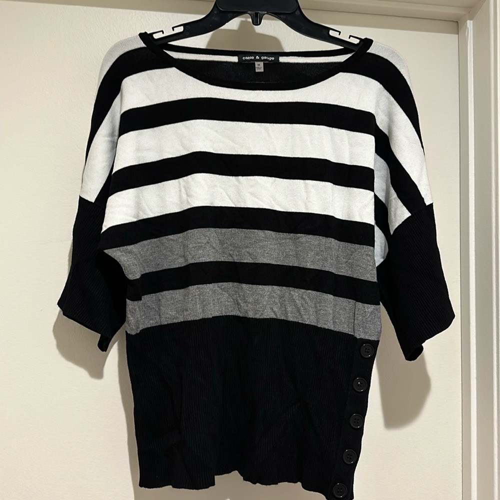 Cable & gauge women’s top